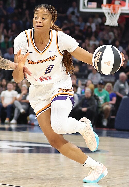 Monique Akoa Makani