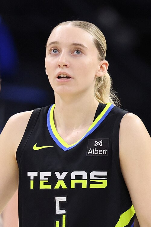 Paige Bueckers