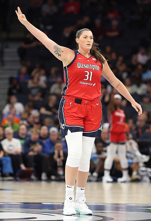 Stefanie Dolson