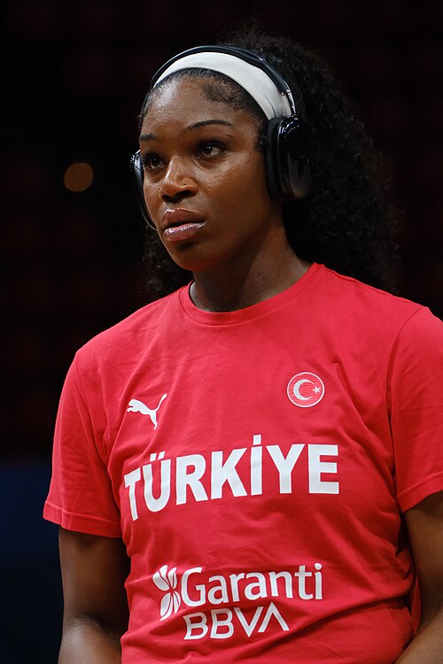 Teaira McCowan